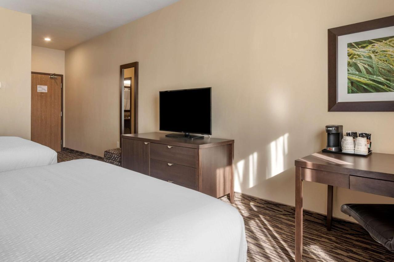 Best Western Plus Bridgewater Hotel & Convention Centre Exteriör bild
